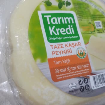 Tarım Kredi Kooperatif Market Son Kullanma Tarihine Daha Çok Olan Peynir İadesini Almıyor.