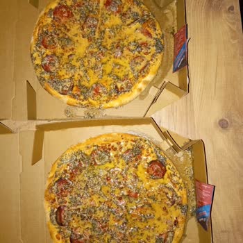 Domino's Pizza Sarımsak Soslu Pizza Siparişinde Sürekli Sorun Yaşıyorum