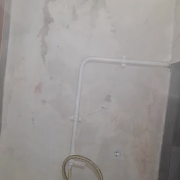 Gemlik Belediyesi Evimin Tavanına Üst Kattan Su Damlıyor