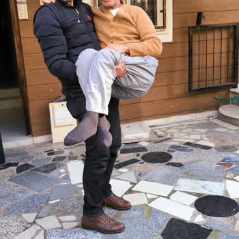 Hınıs Belediyesi Yolumuz Yok Hastamız Var Acil Yardım İstiyorum