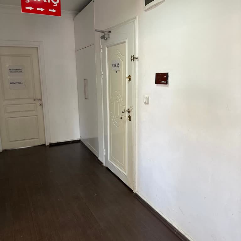 Üsküdar 27. Noterliği Noter'de Sorumlu Kisi