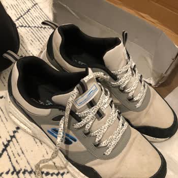 Skechers Ayakkabı 3 Aylık Ayakkabıya Kullanıcı Hatası Dedi İlgilenmedi