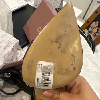 Derimod Kullanılmış Ayakkabı Gönderdi