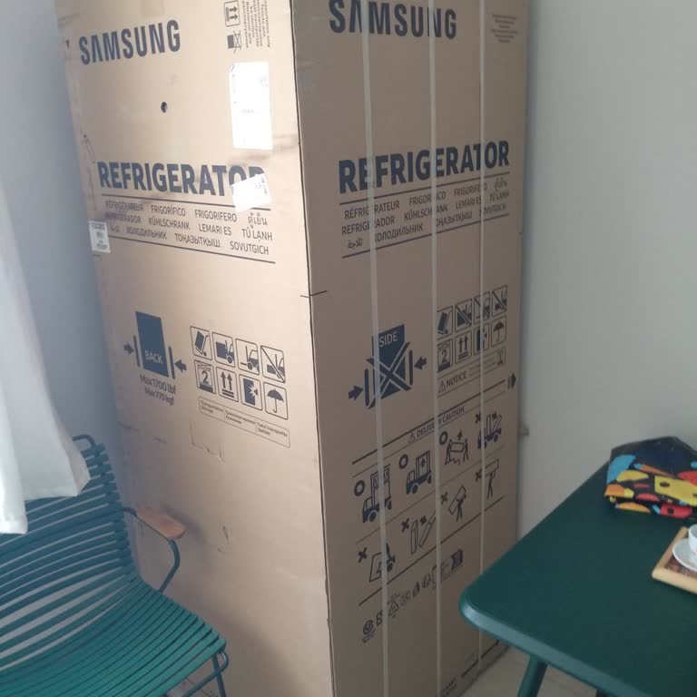 Samsung Buzdolabının Kurulumu İçin ( Fişe Takmaları İçin) Kimse Gelmiyor.