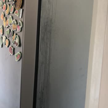 Merkez Teknik Servis (444 38 24) Buzdolabı Kenarları Boyası Aktı