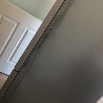 Merkez Teknik Servis (444 38 24) Buzdolabı Kenarları Boyası Aktı