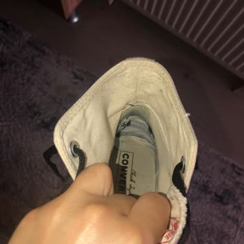 Converse Chuck 70 Modeli Ayakkabının Arka İç Topuk Kısmının Soyulması