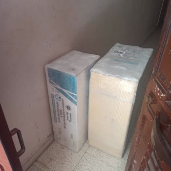 Aras Kargo Bina Önüne Bırakılan Pahalı Klima.