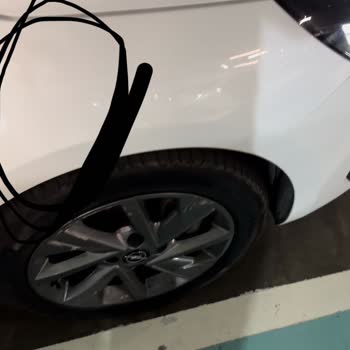 Avec Rental Car Hasarlı Araba Verip, Zan Altında Bırakıyor