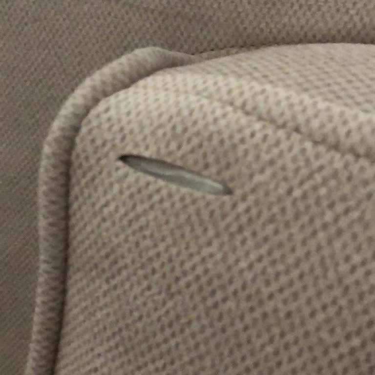 Kaan Mobilya Trabzon: Kurulum Sırasında Koltuğu Kestiler, Personel Gelmiyor!