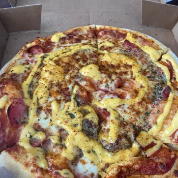 Domino's Pizza Pizza Da İstenmeyen Sos