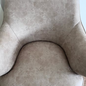 Ümitköy Enza Home Koltukların Rengi Farklı