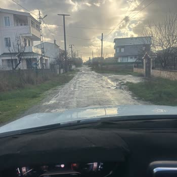 Tekirdağ Büyükşehir Belediyesi Begonya10 Sokaktaki Yol Ve Park Çalışmasının Yapılmasını İstiyor
