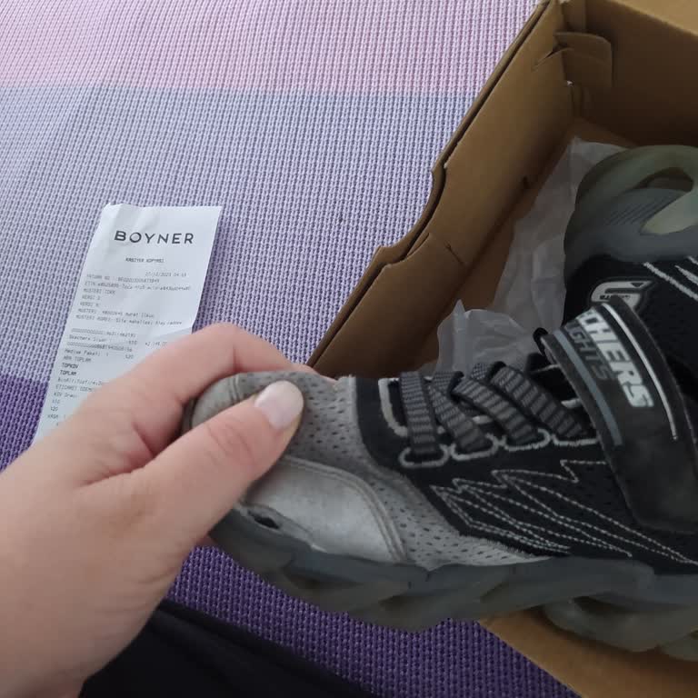 Skechers Çocuk Ayakkabı Koku