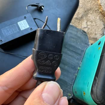 Yuki Motor Yuki Şarj Aleti