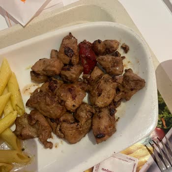 Emaar AVM Tavuk Dünyası'nda Şefin Tavası Hayal Kırıklığı