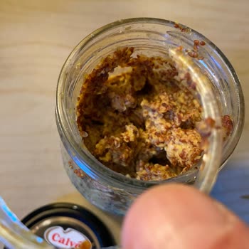 Calve Hardal Şişesinden Çıkan Cam Parçası Şoku!