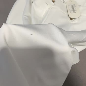 Özge Özgenç Kesik Gönderilen Ürün