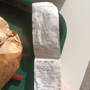 Pidem Restaurant Pideden Kıl Çıkması