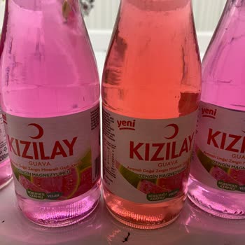 Kızılay Maden Suyu Birinin Rengi Diğerlerinden Farklı Çıktı