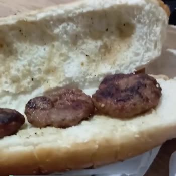 Köfteci Yusuf Böyle Köfte Ekmek Olmaz!