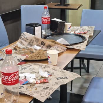 Domino's Pizza Zeytinburnu Şubesine Asla Gitmemelisiniz
