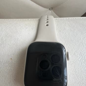 iPhone Apple Watch Garanti Kapsamına Ekran Çiziğini Garanti Kapsamıyor