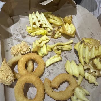 Popeyes Tüketilemeyecek Durumda Gelen Yemek Siparişi