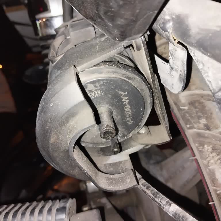 Mondial 125 Süperboy İ Yakıt Akıtması