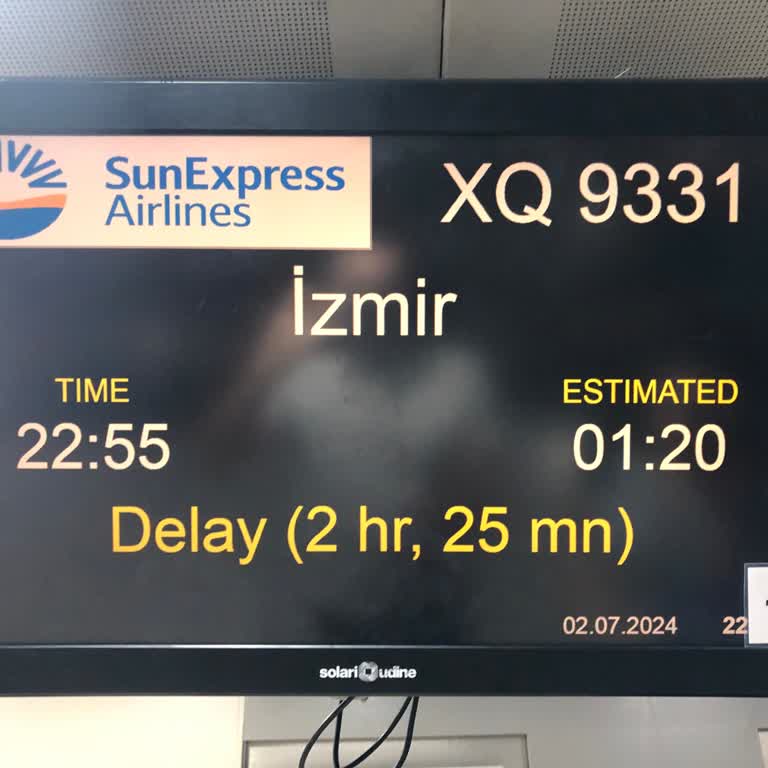Sunexpress Neredeyse Dört Saat Rötar Yaptı Ve Mağdur Edildim