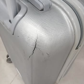 Flight Delay and Poor Service on Ajet Airlines