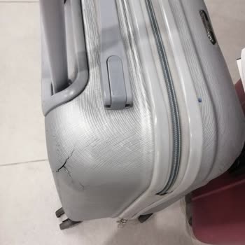 Flight Delay and Poor Service on Ajet Airlines