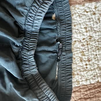 Pelin Şenoğlu Boutique Kullanılmadan Yıpranan Ürün Ve İlgisiz Müşteri Hizmetleri