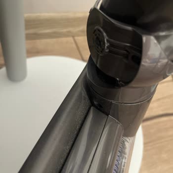 Dyson Gen 5 Tekerleğim Kırıldı
