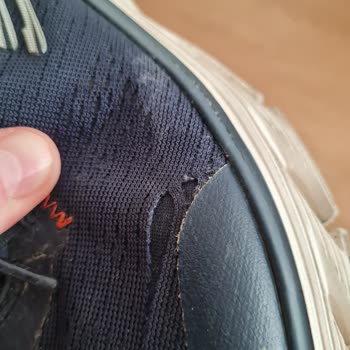Skechers Ayakkabı Dayanıksızlığı! Skechers Ayakkabıları Pişmanlıktır!