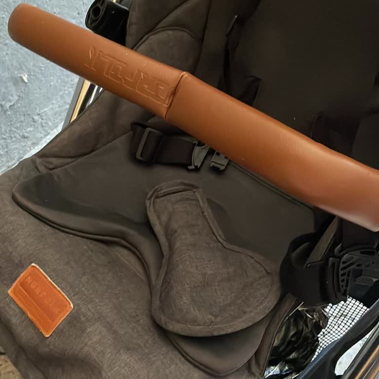 Ajet Bebek Arabamızı Kırdı