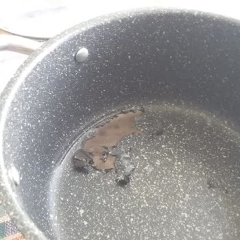 Karaca Züccaciye Karaca Markalı Tencere İç Kaplama Soyulması