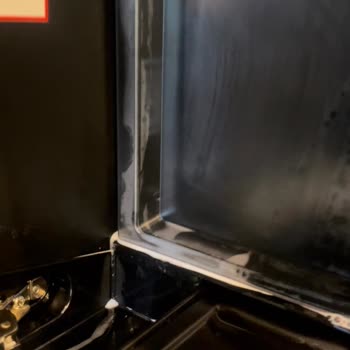 Miele Ankastre Kahve Makinemiz Temizlik Ayarında Su Sızdırıyor