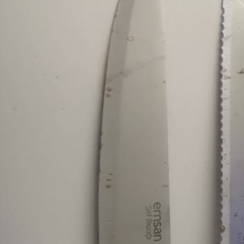 Emsan Paslanan Bıçak Seti Ve Paslanmış İlgisiz Müşteri Temsilciliği