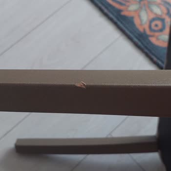 Enza Home Ve Horoz Lojistik'in Sorumsuzluğu: Sandalyelerim Hasarlı Geldi!