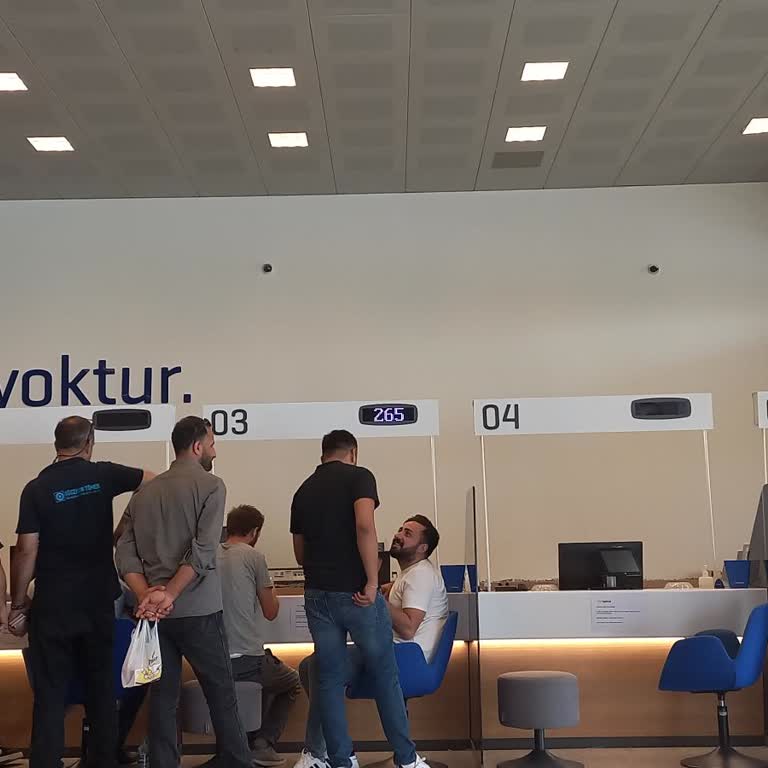 Yapı Kredi Mesnevi Şubesi Çalışmıyor