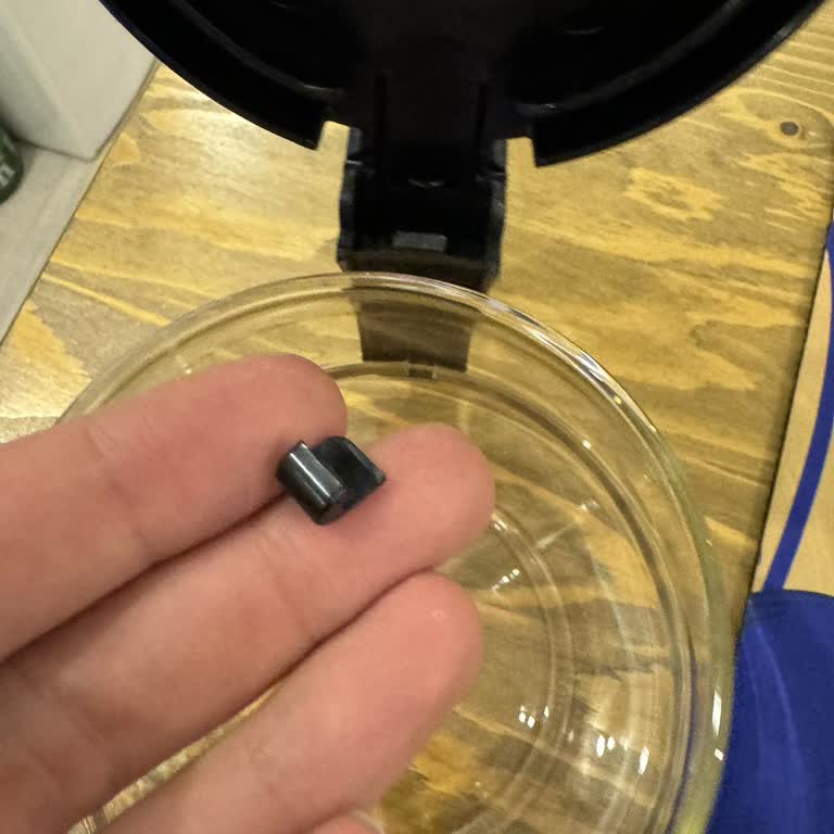 Karaca Kahve Makinesi Kırık Parça