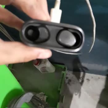 JBL Tune Kulak İçi Beyaz Işık Sorunu!