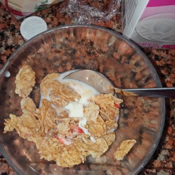 Birşah Süt Bozuk Çıktı