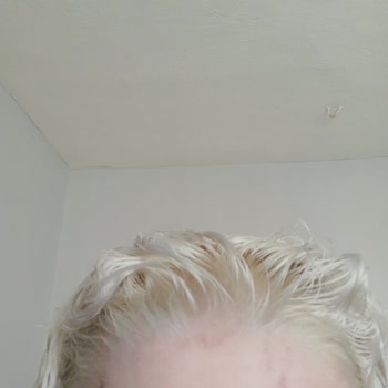 Palette 10.1 Saç Derisini Yakıyor