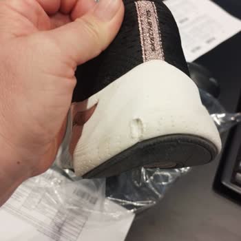 Skechers Kusurlu Ayakkabıya Sahip Çıkmaması Ve Kullanım Hatası Demesi
