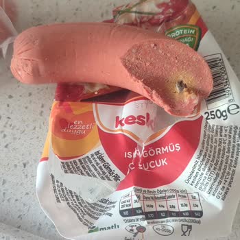 Keskinoğlu Marketten Alınan Sucukta Metal Parçası Bulundu