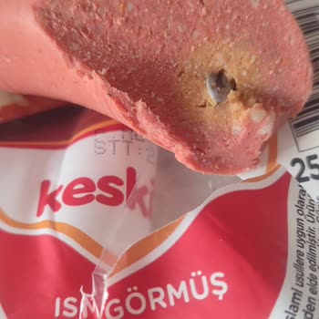 Keskinoğlu Marketten Alınan Sucukta Metal Parçası Bulundu