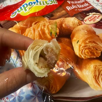Superfresh Patatesli Rulo Börek Paketinden Elmalı Börek Çıktı