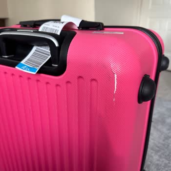 Ajet (Anadolu Jet) Bavulum Kırıldı Bagaj